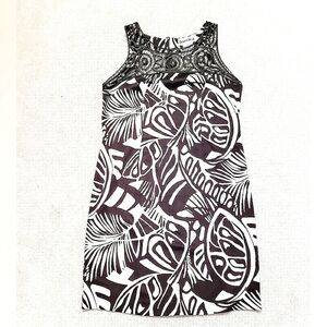 Danny & Nicole Woman's Sleeveless Tropical Dress Lace Beaded Neckline  Size 12